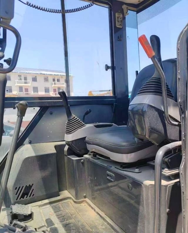 2024 Komatsu PC40 Mini Excavator