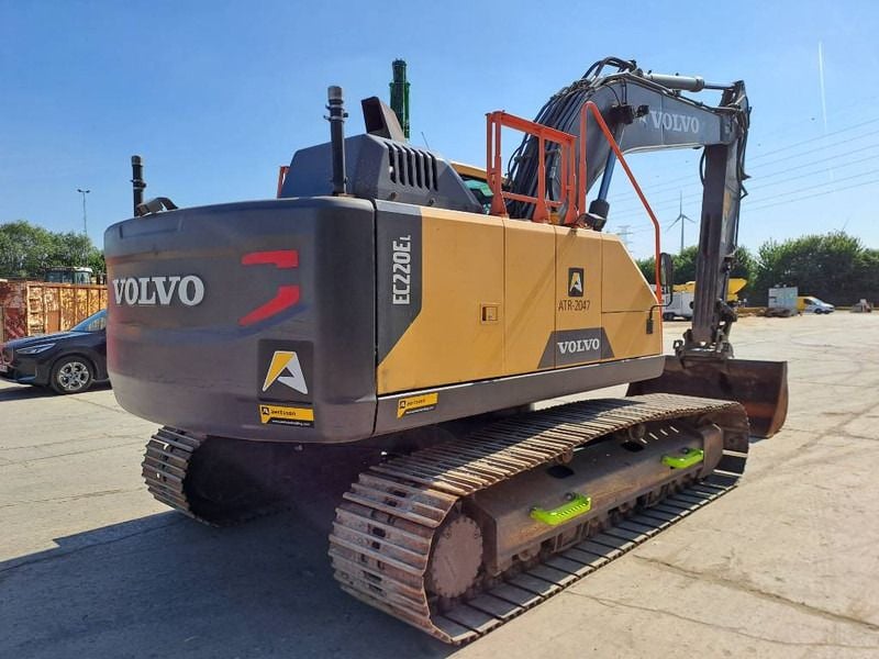 2017 Volvo EC220EL Crawler Excavator