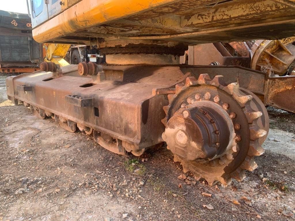 2007 New Holland E215B Crawler Excavator
