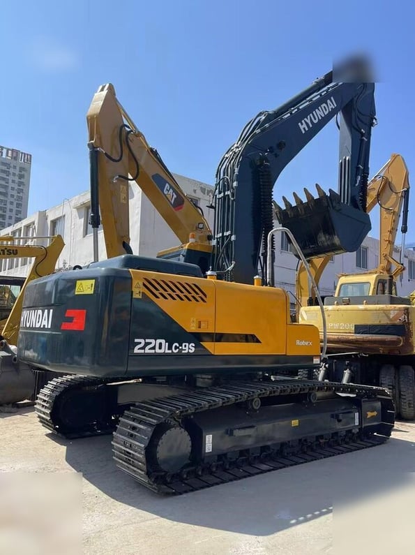 2019 Hyundai R220LC-9S Crawler Excavator