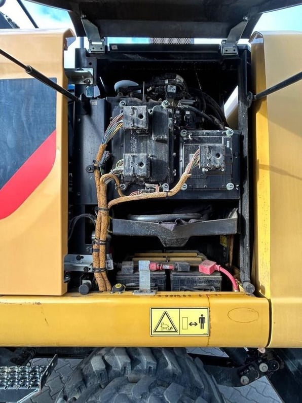 2016 Caterpillar M318F Wheel Excavator