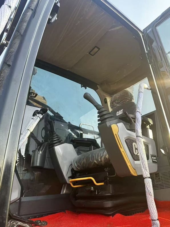 2024 Caterpillar 345GC Crawler Excavator