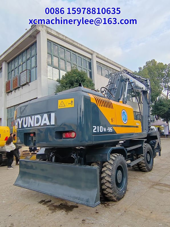 2022 Hyundai R210W-9 Wheel Excavator
