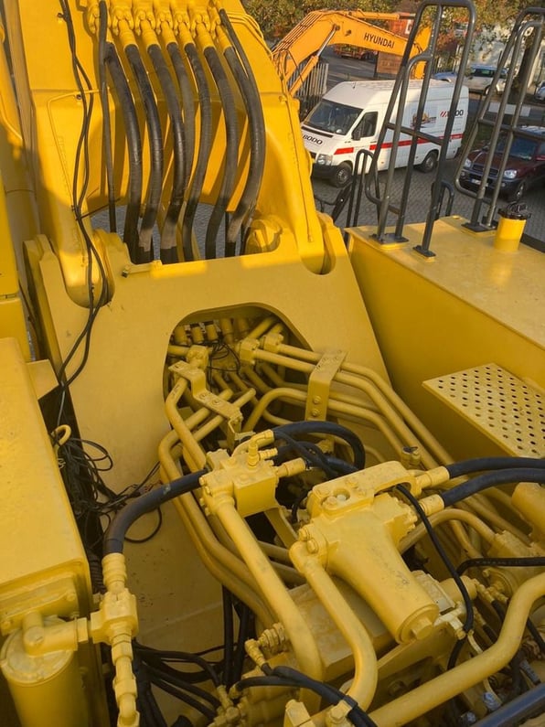 2005 Komatsu PC1250-7 Crawler Excavator