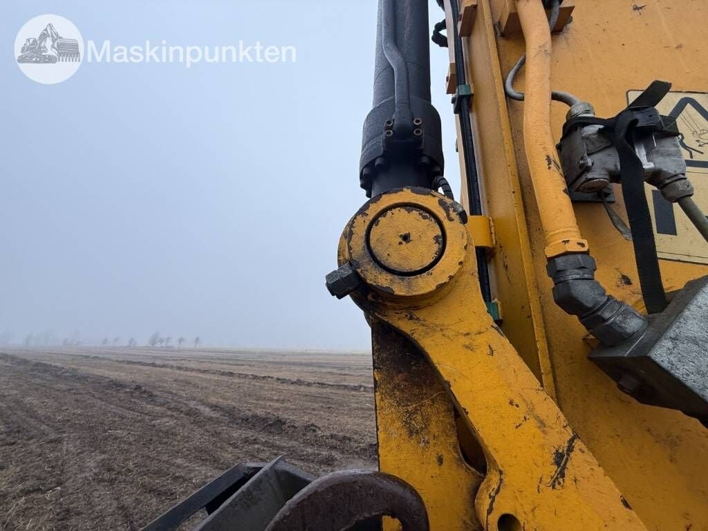 2012 JCB JZ235LC Crawler Excavator
