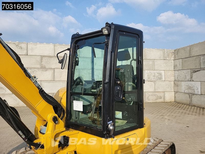 2017 Caterpillar 305E2 Mini Excavator