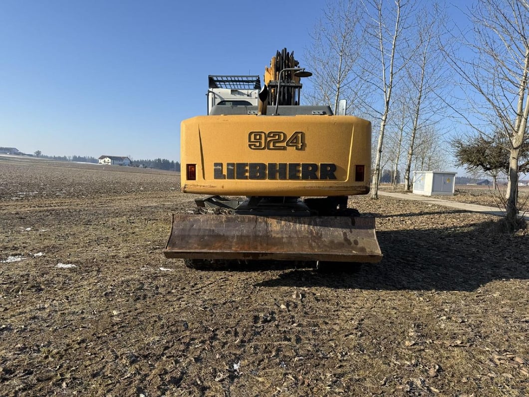 2010 Liebherr A924C Wheel Excavator