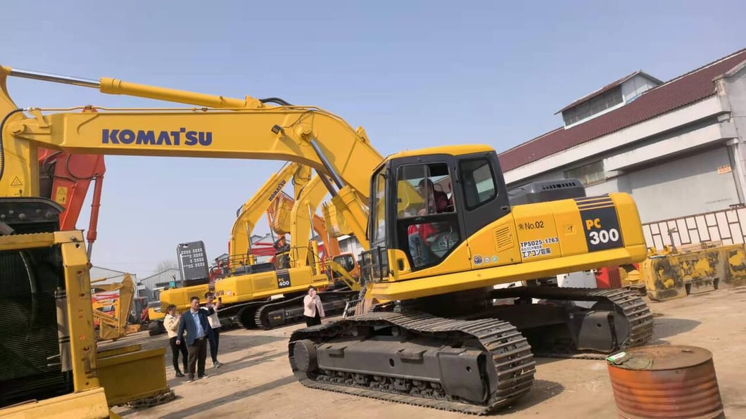 2011 Komatsu PC300-7 Crawler Excavator