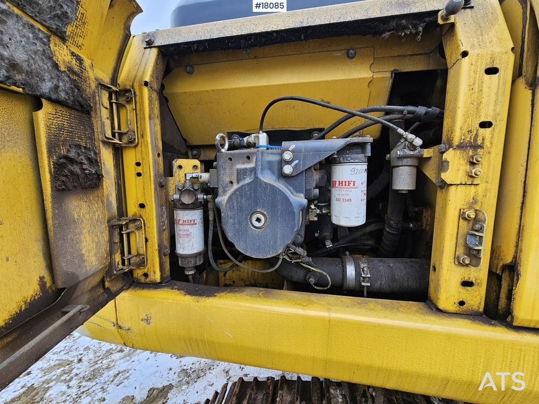 2011 Komatsu PC210LC-8 Crawler Excavator