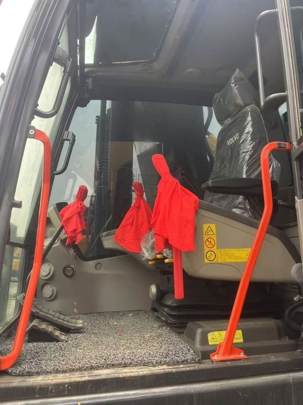 2023 Volvo EC350E Crawler Excavator