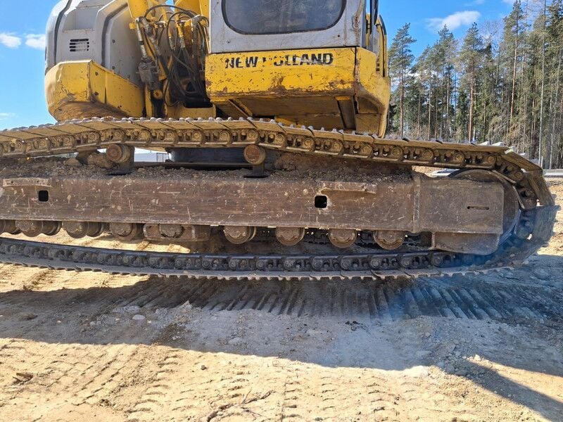 2009 New Holland E235BSR-2 Crawler Excavator