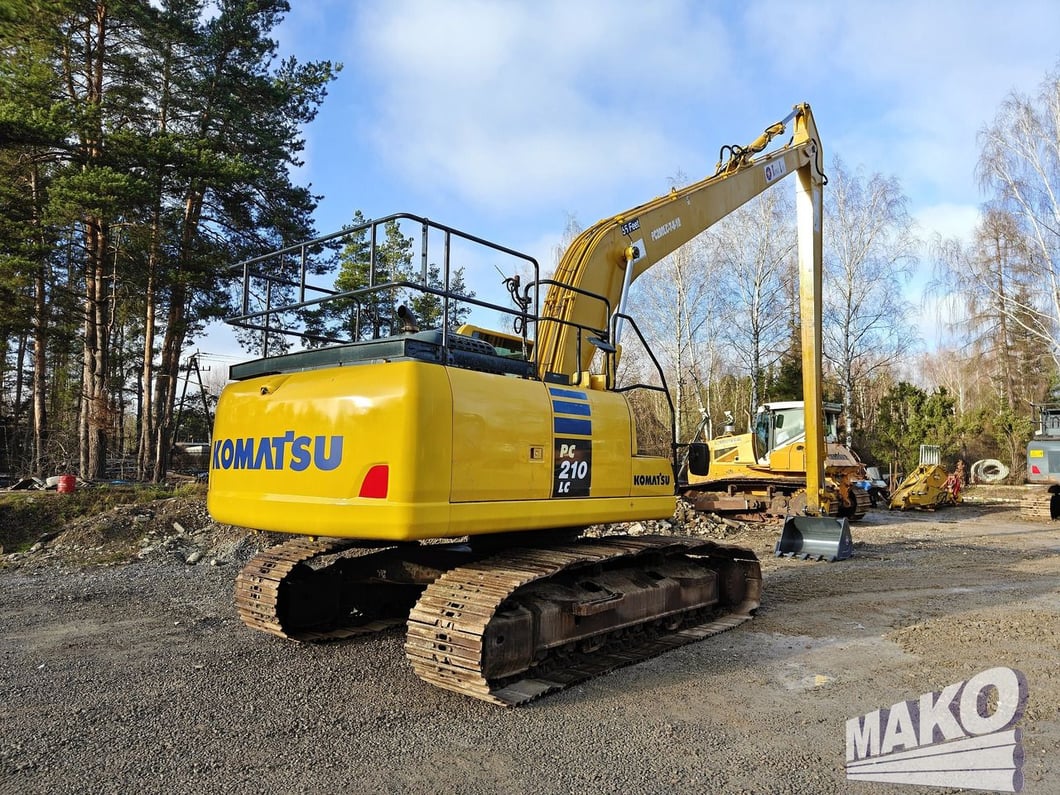 2016 Komatsu PC210LC-10 Crawler Excavator