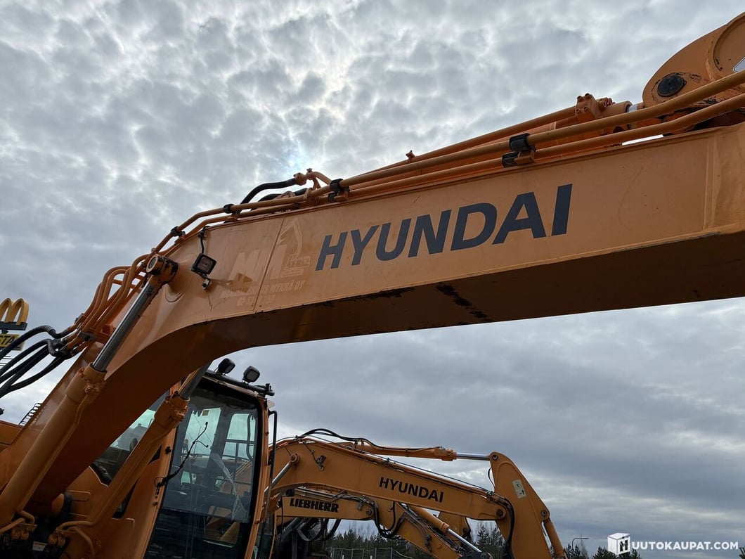 2012 Hyundai R235LCR-9 Crawler Excavator