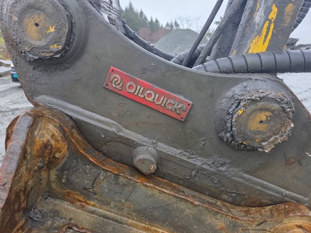 2022 Komatsu PC210LC-11 Crawler Excavator