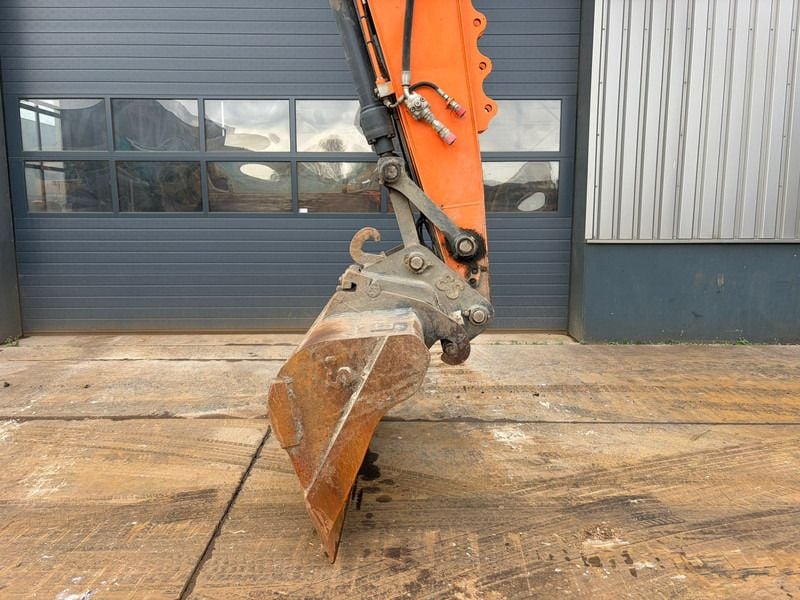 2022 Doosan DX225LC-7 Crawler Excavator