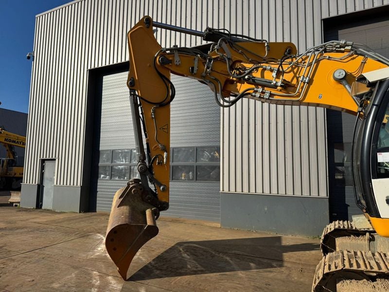 2014 Liebherr R920LC Crawler Excavator