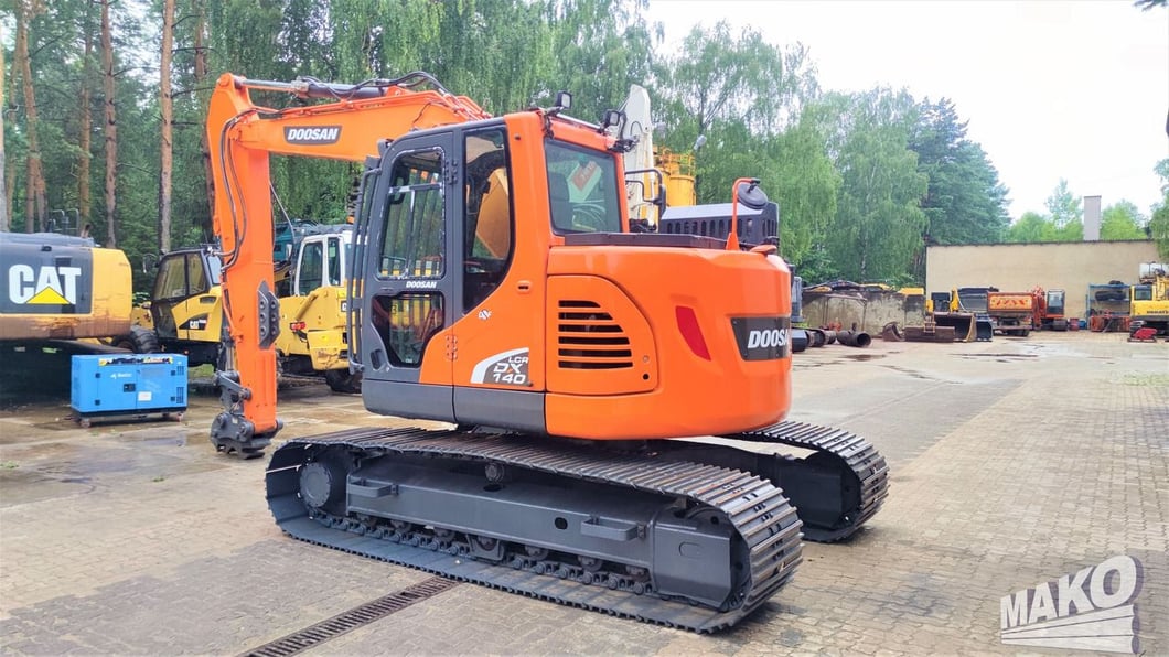 2018 Doosan DX140LCR-5 Crawler Excavator