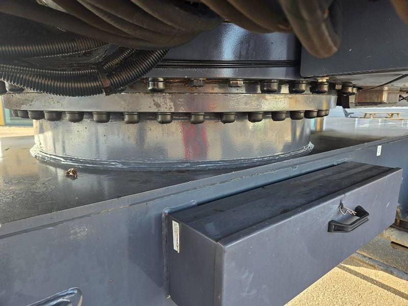 2017 Fuchs MHL350F Material Handler