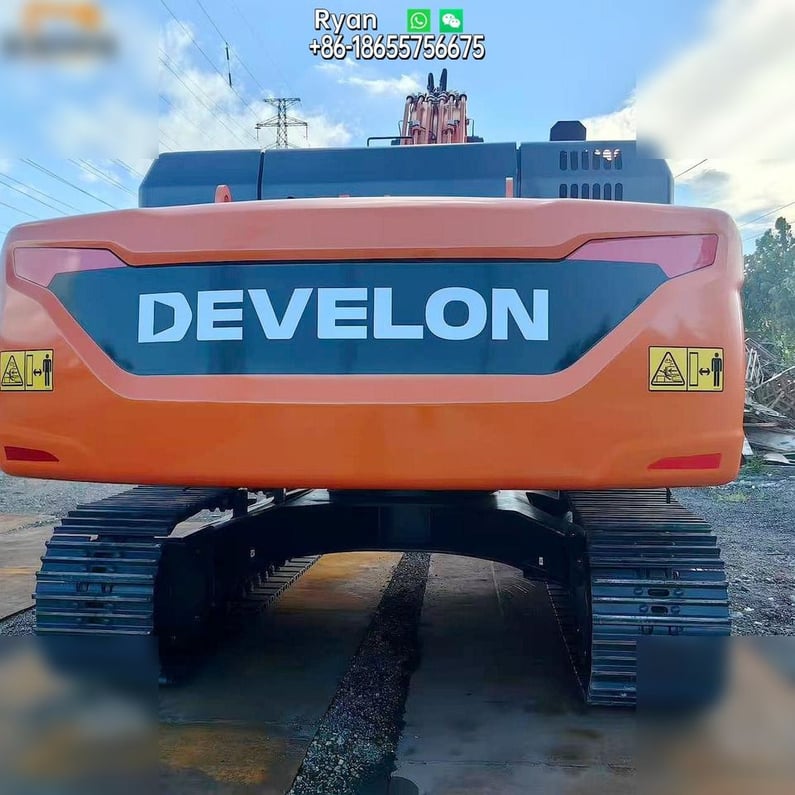 2025 Develon DX360LCA-7B Crawler Excavator