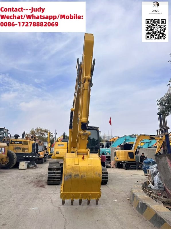 2023 Komatsu PC220-8 Crawler Excavator
