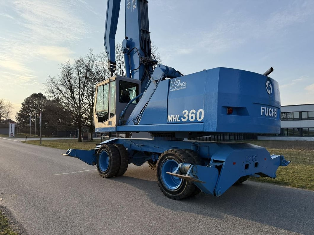 2000 Terex MHL360 Material Handler