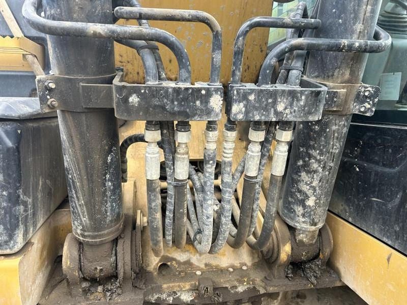 2015 Caterpillar 320EL Crawler Excavator