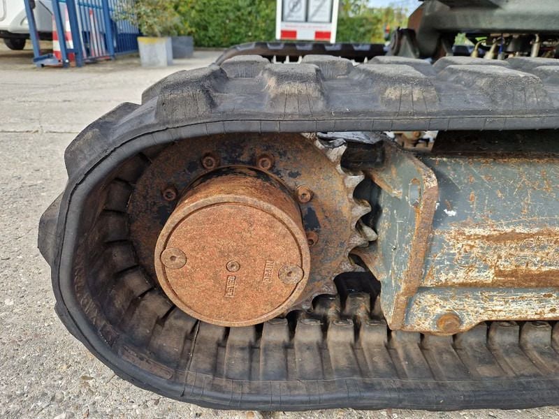 2011 Wacker Neuson 2404RD Mini Excavator