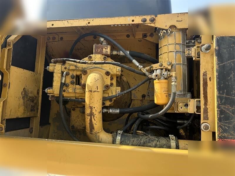 2022 Caterpillar 330BL Crawler Excavator