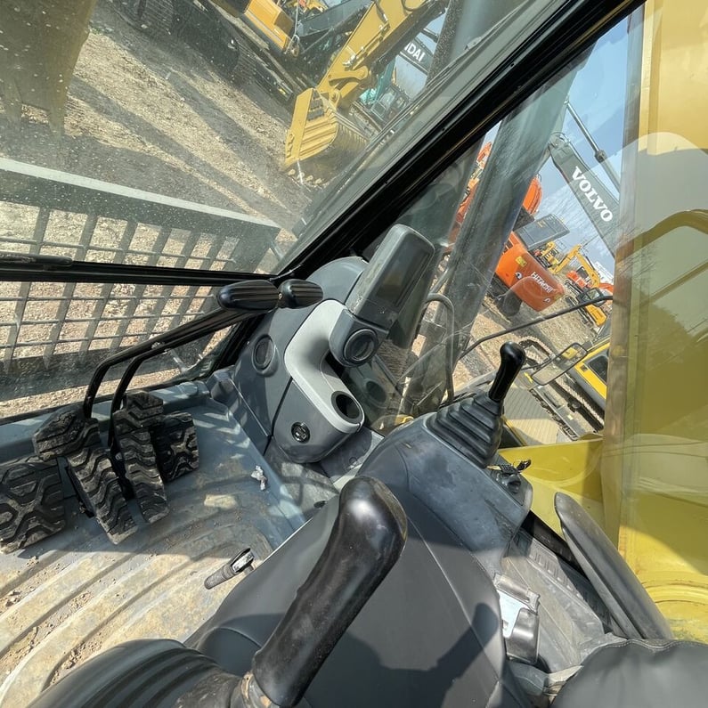 2023 Caterpillar 349D2 Crawler Excavator