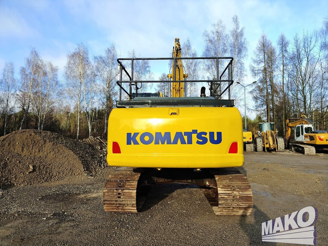 2016 Komatsu PC210LC-10 Crawler Excavator