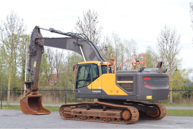 Volvo EC300EL | EC 300 EL | Quick Coupler | Bucket (2016)