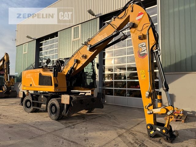 2020 Caterpillar MH3022-06C Material Handler