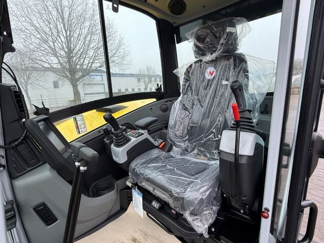 2025 Wacker Neuson ET90 Mini Excavator
