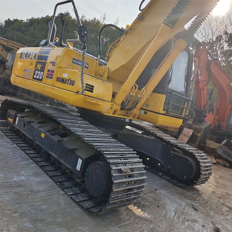 2023 Komatsu PC220-8 Crawler Excavator
