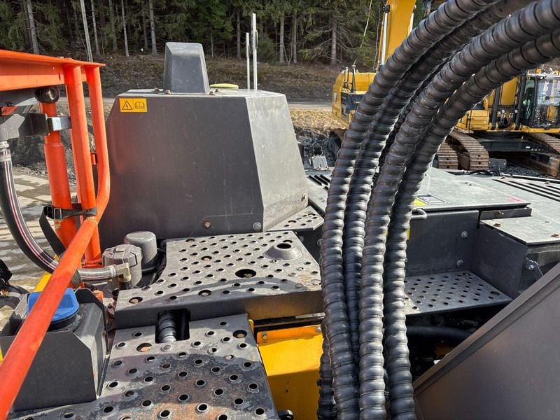 2019 Volvo ECR355EL Crawler Excavator