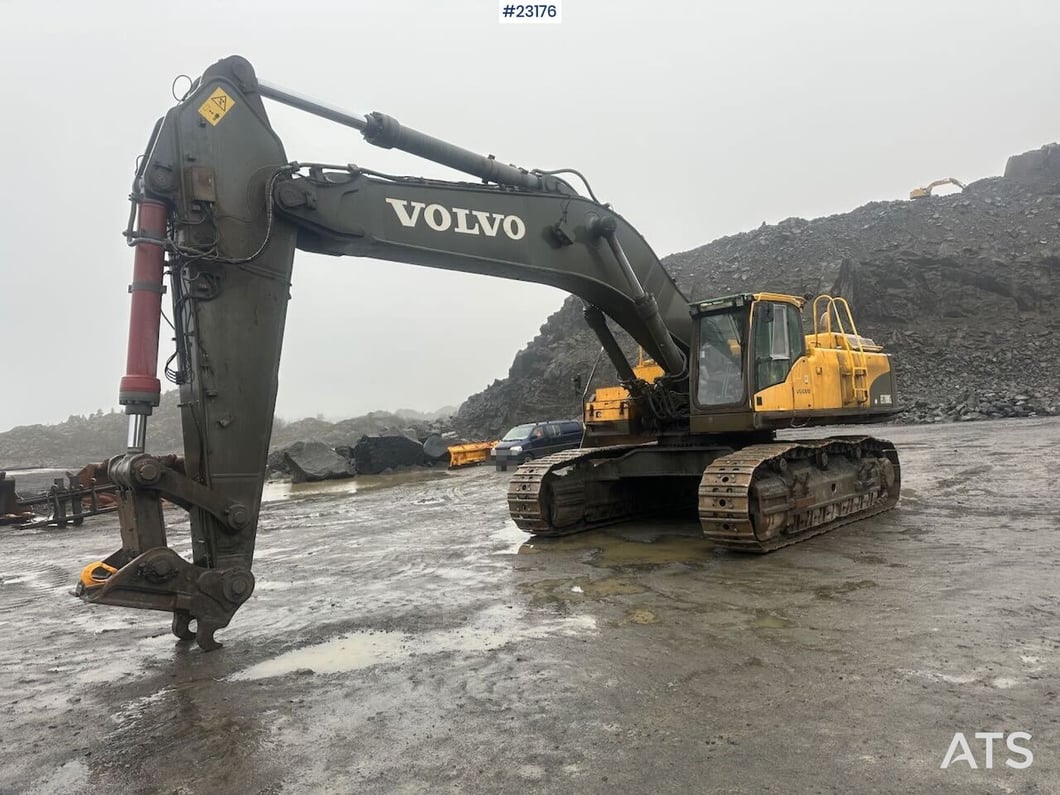 2012 Volvo EC700CL Crawler Excavator