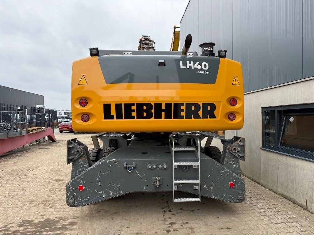 2022 Liebherr LH40 M Material Handler