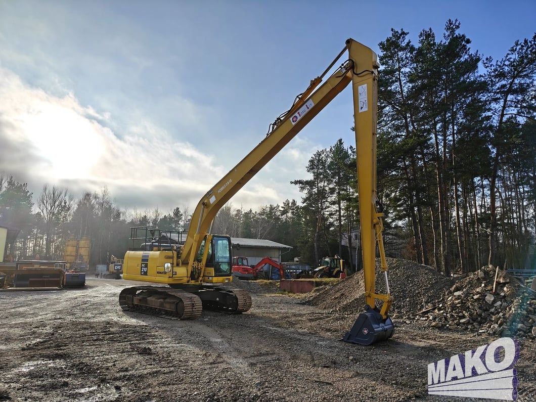 2016 Komatsu PC210LC-10 Crawler Excavator
