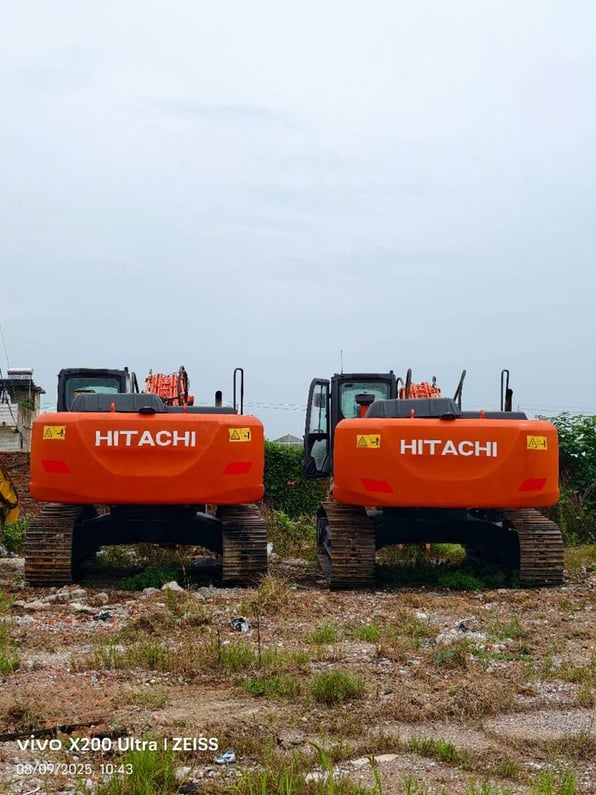 2025 Hitachi 350-5G Crawler Excavator