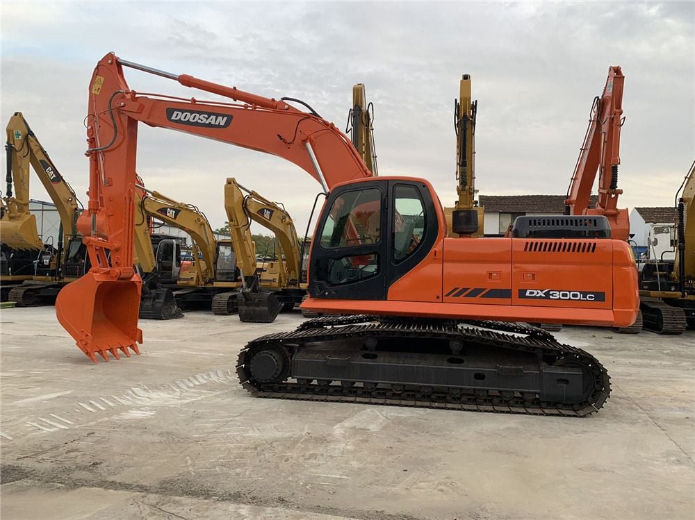 2023 Doosan DX300 Crawler Excavator