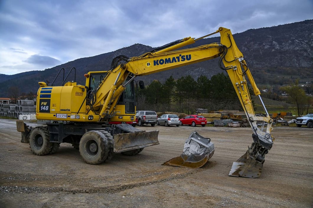 2018 Komatsu PW148-10 Wheel Excavator