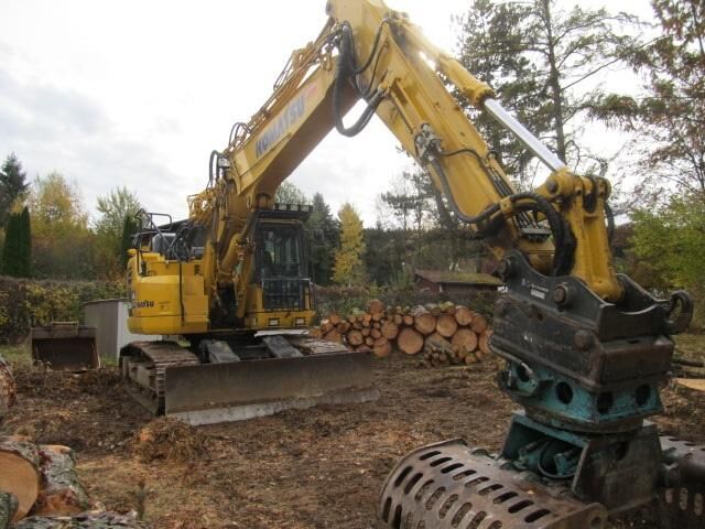 2022 Komatsu PC228USLC-11 Crawler Excavator