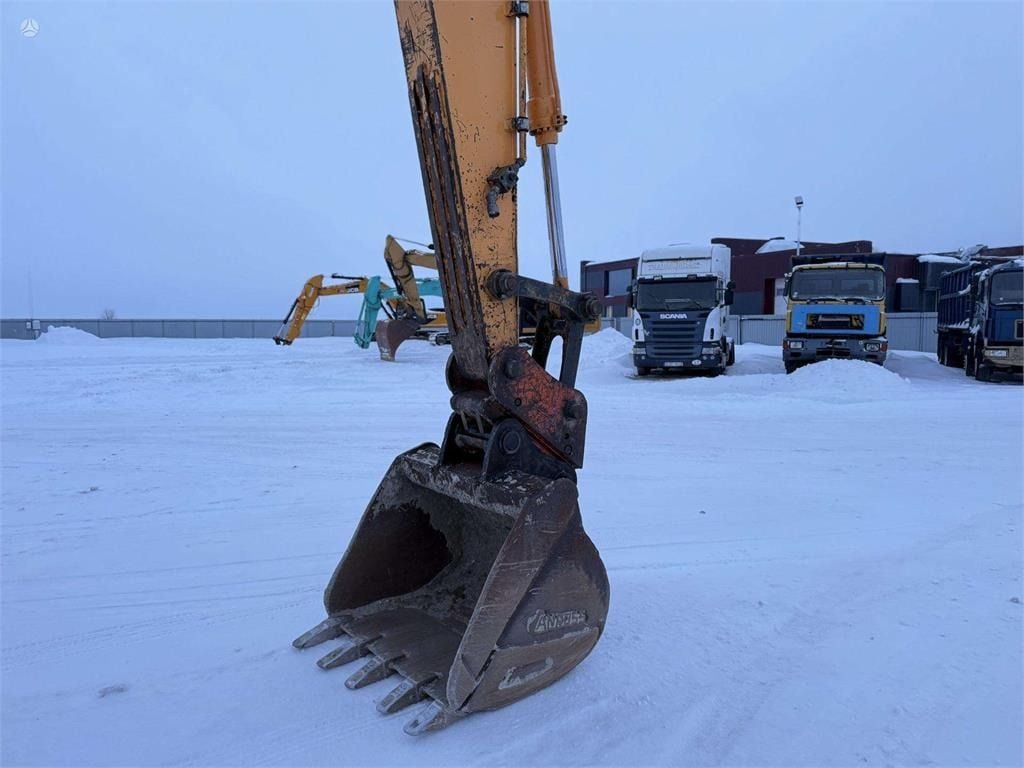2011 Hyundai R210LC-9 Crawler Excavator