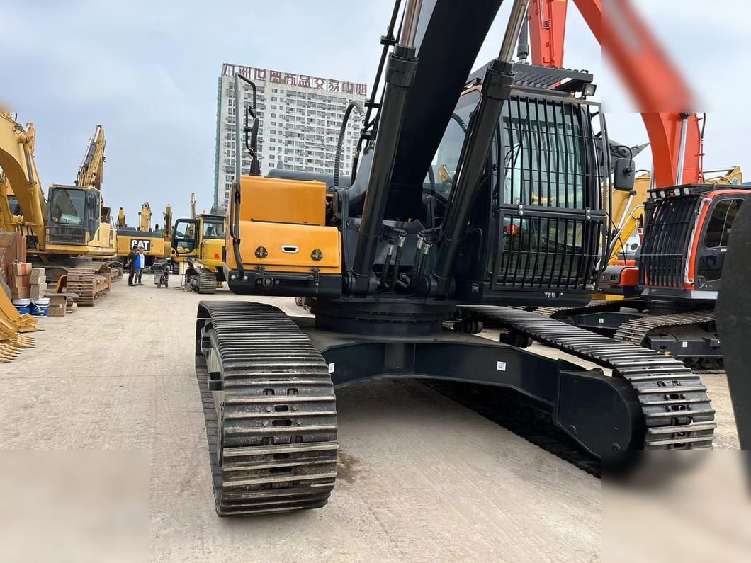 2019 Hyundai R330LC-9S Crawler Excavator