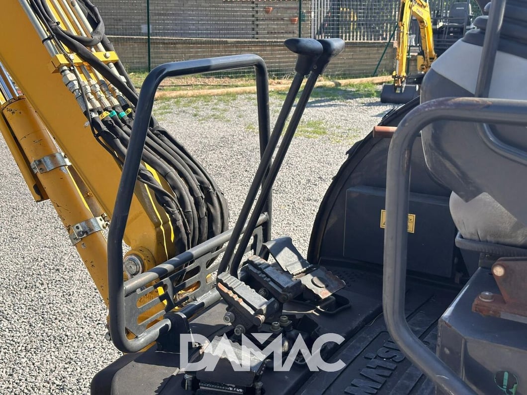 2014 Komatsu PC26MR-3 Mini Excavator