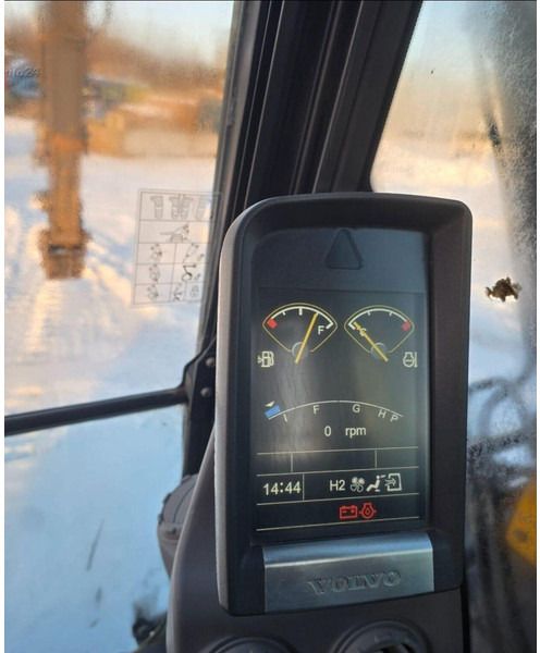 2018 Volvo ECR145CL Crawler Excavator