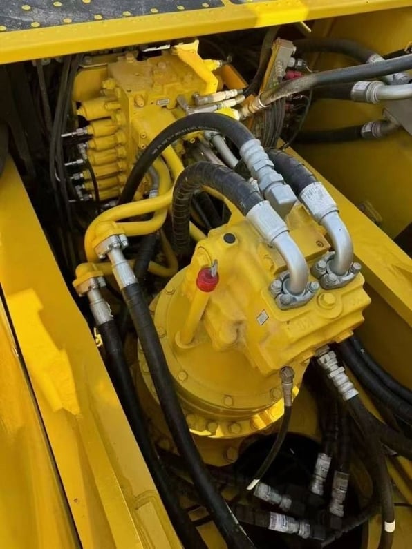 2023 Komatsu PC400-8 Crawler Excavator