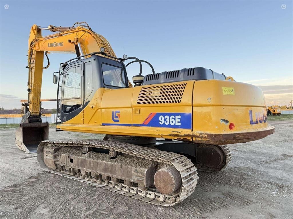 2012 Kawasaki CLG 936 E Crawler Excavator