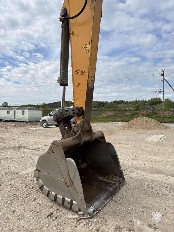 2016 Liebherr R926 LC Crawler Excavator