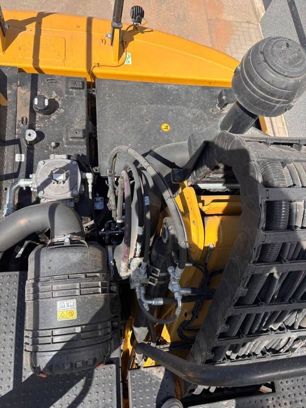 2017 Caterpillar MH3022 Material Handler